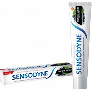 Sensodyne Natural White Charcoal bělící zubní pasta, 75ml